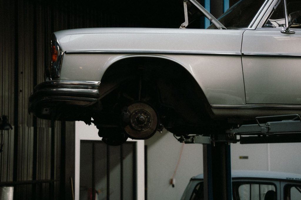 Garage auto à Grenoble : trouver un atelier local
