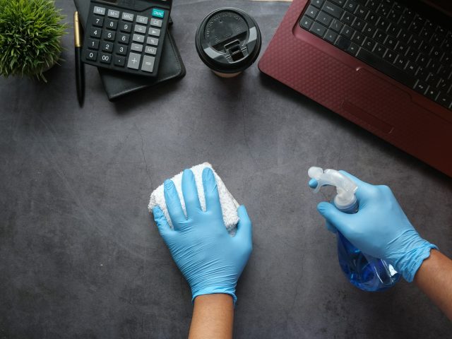 Aqua-Free Cleaner : révolution verte pour vos ateliers auto