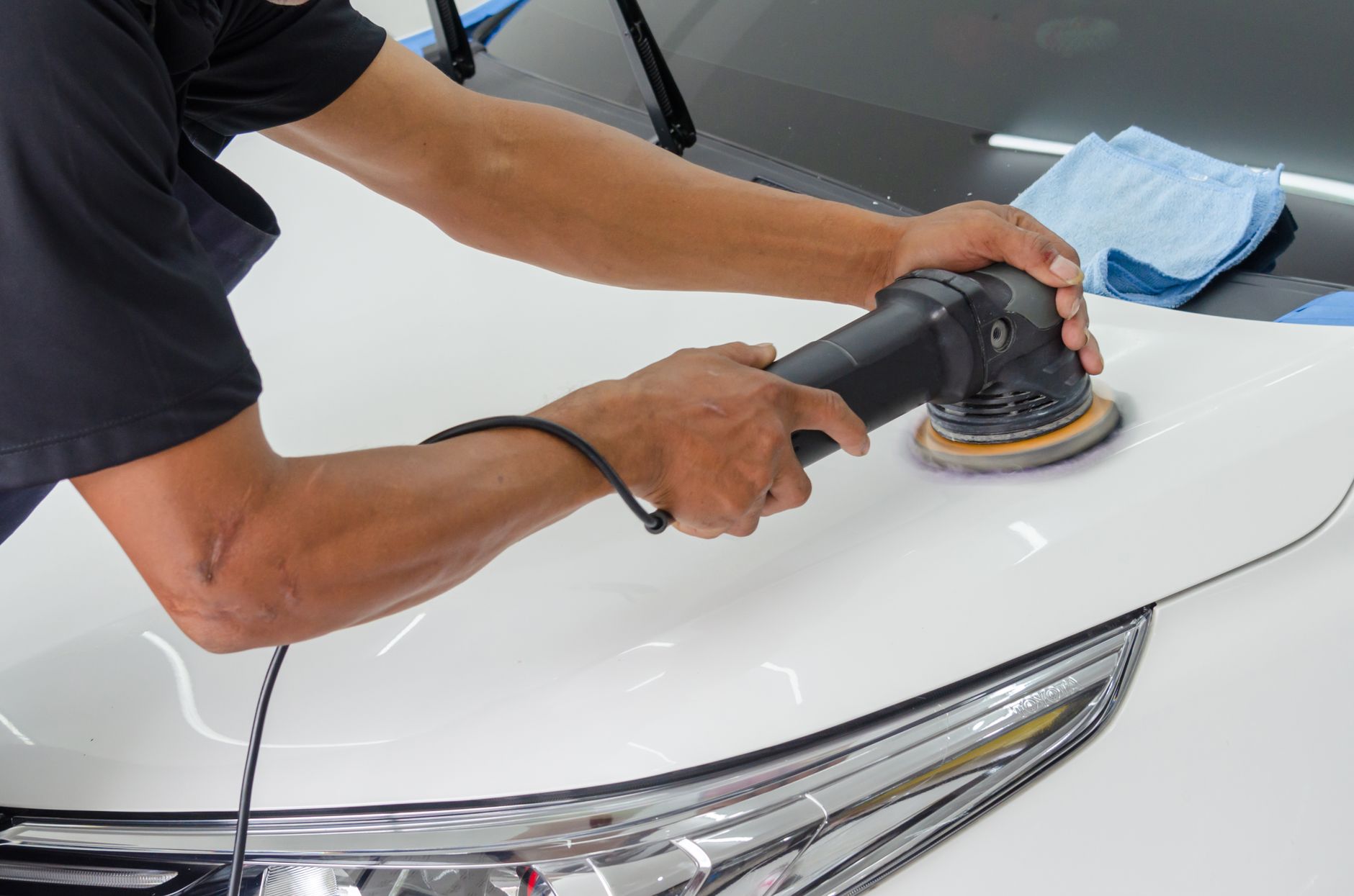 Comparatif ponceuse excentrique vs orbitale pour carrosserie