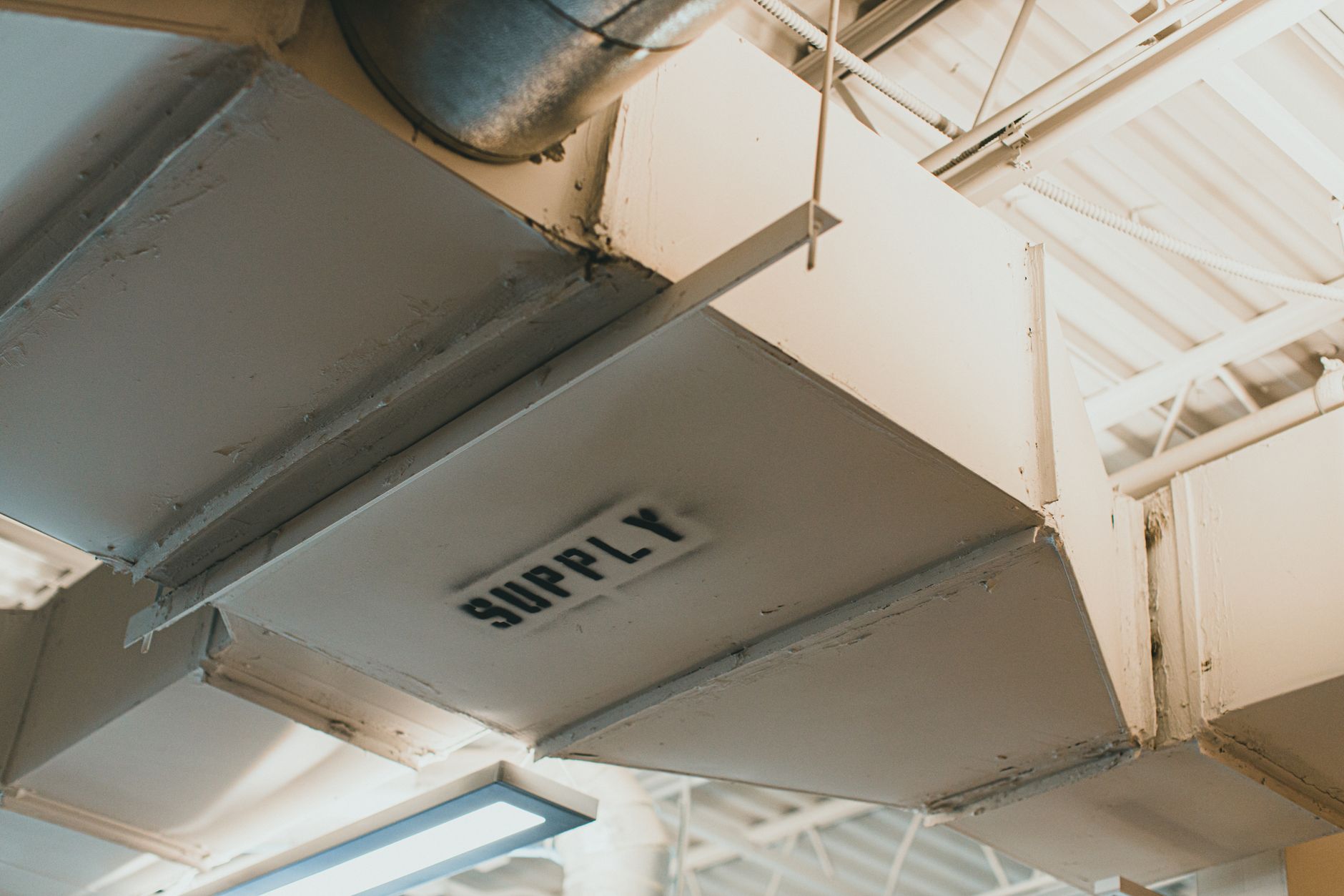 Normes de ventilation pour ateliers de réparation et carrosserie